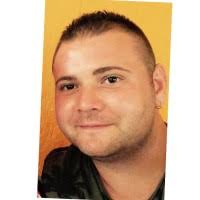 40+ profili “Adrian”