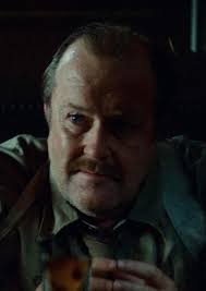 Fan Casting M. Emmet Walsh as Commissioner Pete Savage in The Batman (1982) 