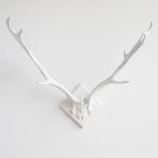 Had a difficult time to shape the antler with the tools i had. In Stock Faux Deer Antlers Antler Rack Wall Mount Wall Decor White Rustic Wall Sculptures By Near And Deer Houzz