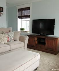 At raymour & flanigan, having furniture that fits everyone's unique home is important to us. Briarwood Sofa Sierra Console Raymour Flanigan Living Room Cozy Country Living