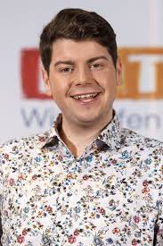 Tortenschlacht: Für diesen Star-DJ backt René Olivér jetzt!