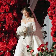 JUST WOW!!! 🤩 ZEINAB found her RAYt one! 💍✨ Congratulations to Mr. and Mrs.  Parks! Zeinab Harake gave fans a dreamy look into her fairytale wedding  with Bobby Ray Parks Jr., finally