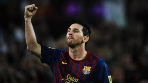 His father worked as a factory steel worker while his mother was a cleaner and messi is the third child in the family of four children. Lionel Messi Stats Family Facts Biography