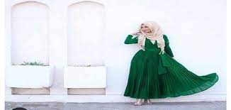 يعكس هذا الثنائي جمال الطبيعة الخلابة، حيث الأخضر المستوحى من الحدائق والمروج وأزرق البحار والمحيطات، لديكورات غرف نوم عصرية تعكس حالة من الهدوء والراحة النفسية إضافة للطاقة الإيجابية التي يعطيها هذين اللونين معا، وقد اخترنا لك بالصور مجموعة من الديكورات العصرية لغرف. Ø§Ù„Ù„ÙˆÙ† Ø§Ù„Ø£Ø®Ø¶Ø± Ø§Ù„ÙØ§ØªØ­ ÙŠÙ„ÙŠÙ‚ Ø¹Ù„Ù‰ Ø§ÙŠÙ‡ Ù…Ù‚Ø§Ù„