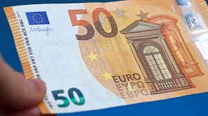 Wollen sie einen 500 euro schein erwerben, so müssen sie diesen in zukunft privat kaufen. 50 Euro Scheine Sind Heute Auf Ebay Ein Kleines Vermogen Wert Video Stern De