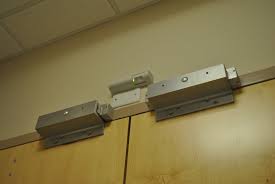 Using a small amount of compressed air as their power source, super air amplifiers pull in large designed with a variable flow trigger, they are able to produce different force values from the same air jets utilize the coanda effect (wall attachment of a high velocity fluid) to produce air motion in. Request To Exit Sensor Bypass War Room