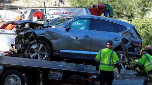 A statement on his twitter account said he was awake golf: Tiger Woods Injured And Rushed To Surgery After Car Wreck Financial Times