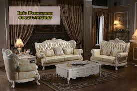 Sofa kayu jati modern model mewah dengan balutan kain jok jenis beludru halus, busa empuk dan kualitas terbaik tidak mudah kempes bagus untuk ruang tamu pada rumah impian anda. Harga Rp Kursi Tamu Besar Kayu Jati Ukiran Modern Dekorasi Rumah
