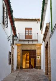 Casa árabe también organiza visitas guiadas por estos lugares varias veces al año. Casa Arabe In Cordoba And Madrid Reopens Its Facilities Today