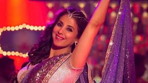 Blackmail Urmila Matondkar Makes A Comeback As Bewafa Beauty Movies News Listen to this album check movie details.