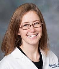 Kellie Knapp's Instagram, Twitter & Facebook