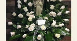 Artistically designed flower arrangements for birthdays, anniversary, new baby, sympathy or any occasion. Buy Funeral Flowers Staten Island Custom Funeral Florist Brooklyn Ny