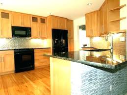 kitchen paint colors with maple