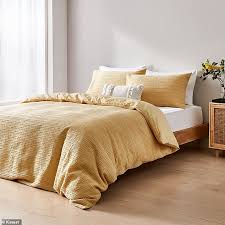 Upholstered bedhead for a stylish look. Tdlbd4mw6ucerm