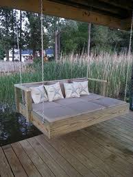 Eine Bank Im Garten Ist Naturlich Angenehm Zum Sitzen Aber Eine Schaukelnde Ba Angenehm Garten Naturlich Schau Pallet Swing Beds Porch Swing Bed Swing