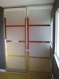 This treatment offers partial coverage that allows some. Fabulous Diy Frosted Glass Projects Ohmeohmy Blog
