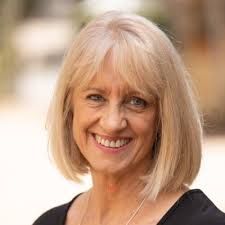 Newcastle Marathon 🤯🏃‍♂️ My first marathon, my longest distance and I  guess a PB?🤠 I want to bottle up that finish line feeling and experience  it over and over. Huge congratulations to