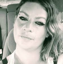 Stephanie Meads's Instagram, Twitter & Facebook