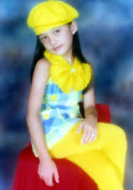 Hasil gambar untuk bugil telanjang NAJWA SHIHAB indonesia presenter tv