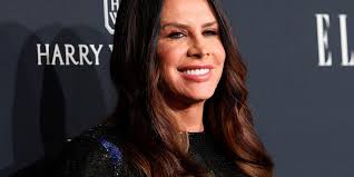 El estilo de Karla Sofía Gascón, la actriz española nominada a los Globos  de Oro