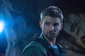 Under the dome staffel 2. Under The Dome Bild Mike Vogel 152 Von 283 Filmstarts De