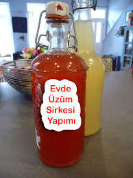 Evde Uzum Sirkesi Nasil Yapilir Uzum Sirkesi Yapimi Uzum Yemek Tarifleri Yemek