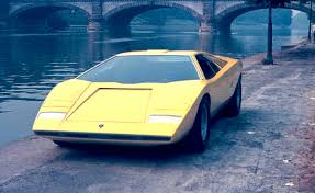 Lamborghini diablo против ferrari f50. It S Been 50 Years Since The Lamborghini Countach Became The Poster Child For Wedge Shaped Supercars
