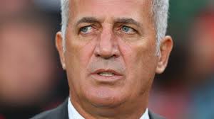Trener lacija vladimir petković preuzeće reprezentaciju švajcarske umesto otmara hicfelda, po završetku prvenstva sveta u brazilu 2014. Verlieren Verboten Fur Vladimir Petkovic Wird Die Luft Dunner