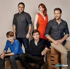 Elenco De Jurassic World Jurassic World Famosos Actores Dinosaurios Jurassic Park