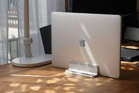 クラムシェル スタンドを使ってmacbookをおしゃれにデスクトップ化 enhance クラムシェル シェル デスクトップ