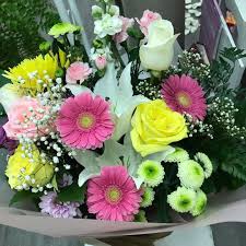 Mar 18, 2019 · the ruffled, delicate flowers of the shirley poppy come in a range of red, orange, yellow, violet, white and pink hues. Warm Yellow And Pink Together Bouquet Beautiful Roses
