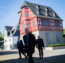 Die vorwürfe wogen zu schwer. Tebartz Van Elst Die Dusche In Limburg Hat Eine Wasserfallbrause Welt