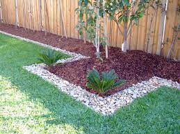 Yard Borders And Edging Ideas Flower Bed Borders Garden Design Ideas On A Budget Flower Bed Edging