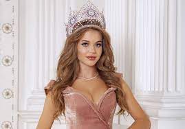 She represented russia at miss world 2019, where she placed in the top twelve. Alina Sanko Predstavit Rossiyu Na Konkurse Miss Vselennaya Novosti Azova