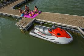 J percy priest lake offers a variety of outdoor recreation to over 5,000,000 visitors each year including fishing, camping, boating, canoeing, swimming, skiing, hiking. Boat Rentals In Nashville Jetski Pontoon And Ski Boat Rentals In Nashville