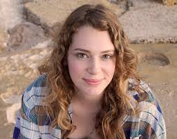 The actress, who played hope morrison on the aussie soap in 2016, was seriously injured in a highway crash near. Home And Away Actress Undergoes Surgery After Car Crash Express Digest