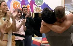 Na última pergunta o rapper mudou a resposta de última hora, o que garantiu a vitória de caio. Bbb21 Confira As Reacoes Da Web Durante A Prova Do Anjo Ofuxico