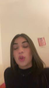 emma rizzo (@emmaarizzo)