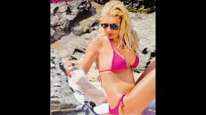 Maybe you would like to learn more about one of these? Elenh Menegakh Sexy Moments Youtube