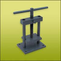 Laboratory Instruments Steel Bench Press Exporter From Delhi