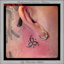Religiöse tattoos coole tattoos kirschblüten tattoo tattoo auge kleine tattoo motive graues tattoo tattoo ideen männer arm tattoos oberarm tattoos frauen. 666 Tattoo Friday The 13th At Deja Vudoo Tattoo Ideen Handtattoo Coole Bilder