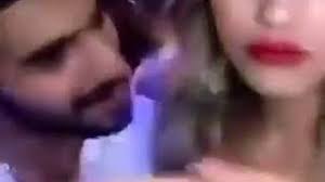 فقد نشرت مي العيدان مقطع فيديو قصير ظهرت فيه اليسا وهي ترقص على المسرح في احد حفلاتها. ÙØ¶ÙŠØ­Ù‡ ÙÙ‡Ø¯ Ø§Ù„Ø¹Ø±Ø§Ø¯ÙŠ Ø¬Ø¯ÙŠØ¯ Video Smotret Onlajn