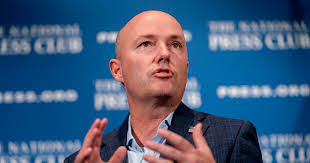 Edwin Nielsen's Instagram, Twitter & Facebook