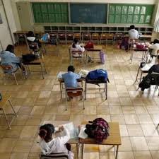 Se permitirá en pueblos y ciudades donde sólo se hayan reportado solo hasta 10 contagios en los últimos días. Como Sera El Regreso A Clases Presenciales Y En Que Provincias Cronica Firme Junto Al Pueblo