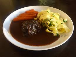 Rinderbackchen Nach Art Des Hausherrn Brigittas Kulinarium Rinderbackchen Lebensmittel Essen Rezepte