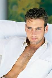 Carlos rivera ist eine figur aus eine himmlische familie. Actores Dame Chocolate