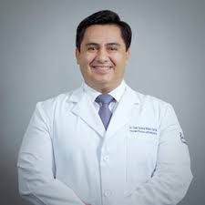 Los coronavirus son una familia o grupo muy común de virus que afecta tanto humanos como animales, y que en las personas puede provocar diferentes enfermedades, desde un resfriado hasta un síndrome respiratorio grave (neumonía con falla respiratoria). Dr Luis Antonio Nunez Garcia La Bene