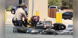 High Speed Motorcycle Chase In Apple Valley Ends In Crash Vvng Com Oltnews