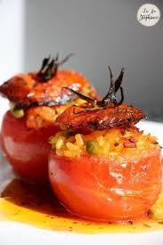 Tomates Farcies De Risotto Safrane Aux Feves Et Aux Petits Pois La Fee Stephanie Legumes Farcis Vegetarien Plat Legume Tomate Farcie Riz