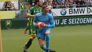 1 4 in april 2019 it was announced that he would sign for ajax in. Massale Steun Voor Kjell Scherpen En Familie Emmer Courant